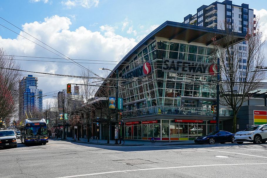 101 1845 Robson Street Vancouver, BC - 18