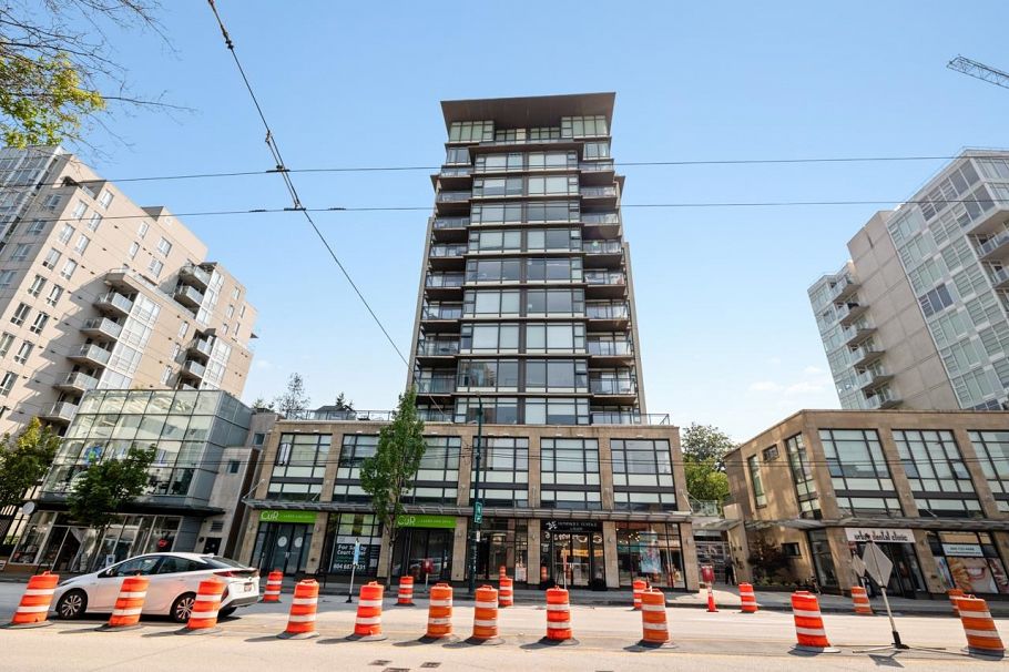 707 1068 W Broadway Vancouver, BC - 2