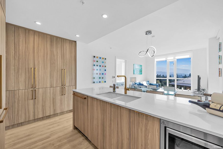 904 2375 Emery Court North Vancouver, BC - 6