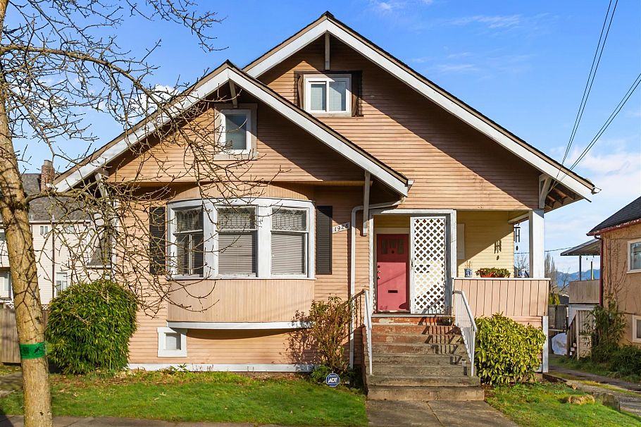 1925 Adanac Street Vancouver, BC - 1