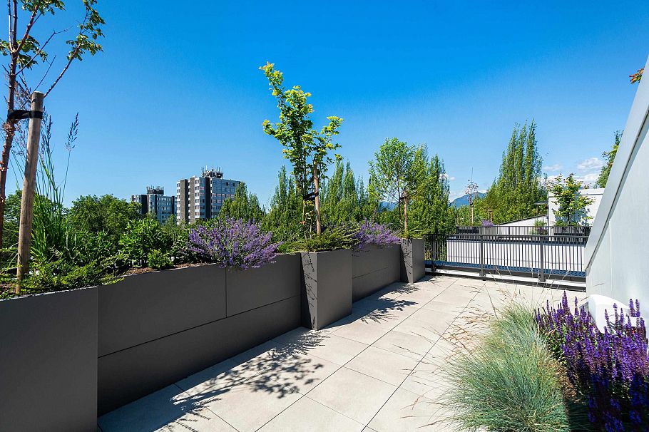 123 1552 E 3rd Avenue Vancouver, BC - 33