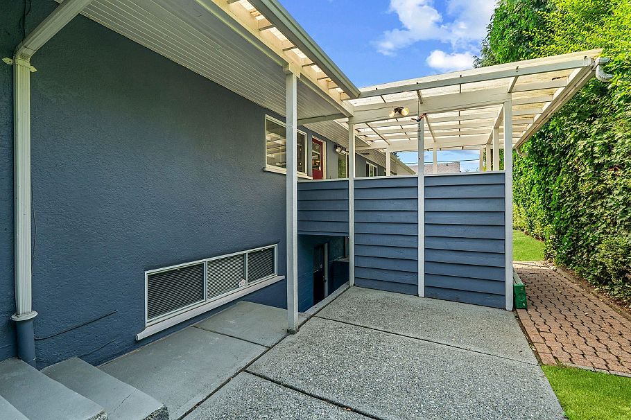 3455 Highland Boulevard North Vancouver, BC - 30