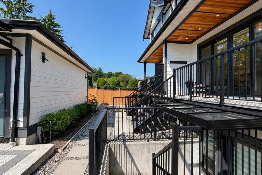 3214 W King Edward Avenue Vancouver, BC - 21