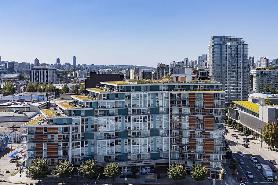 728 180 E 2nd Avenue Vancouver, BC - 1