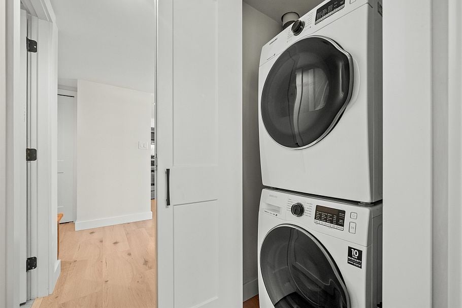 867 Hamilton Street Vancouver, BC - 19