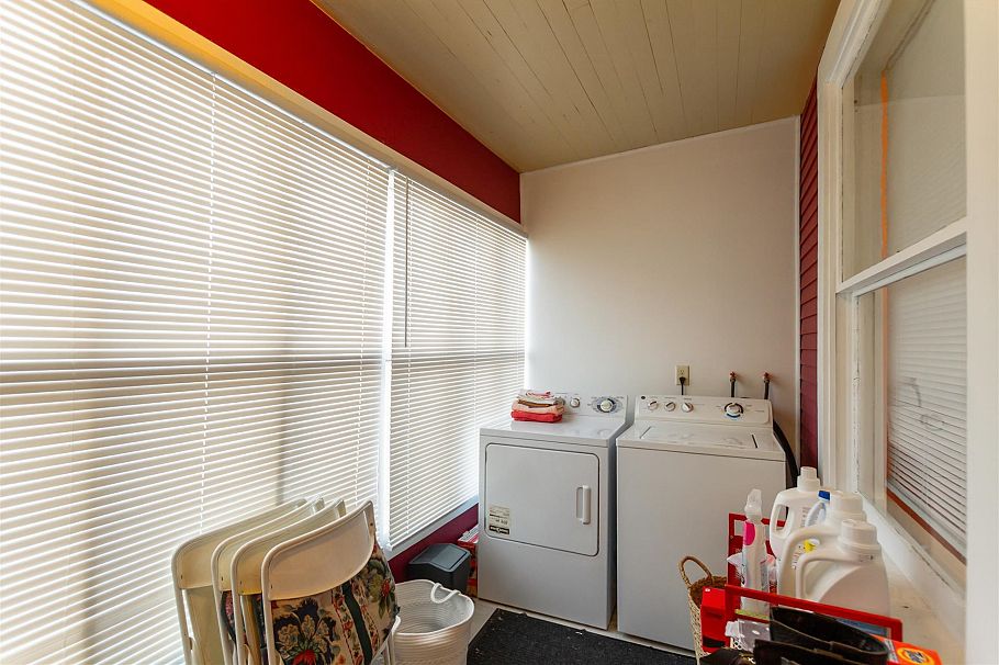 1925 Adanac Street Vancouver, BC - 13