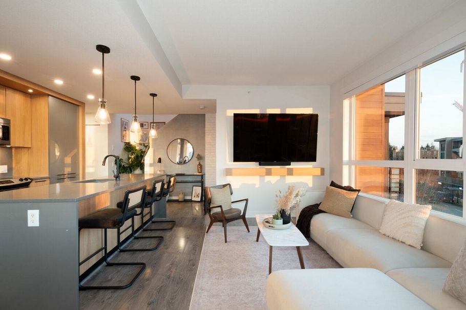 417 733 W 14th Street North Vancouver, BC - 12