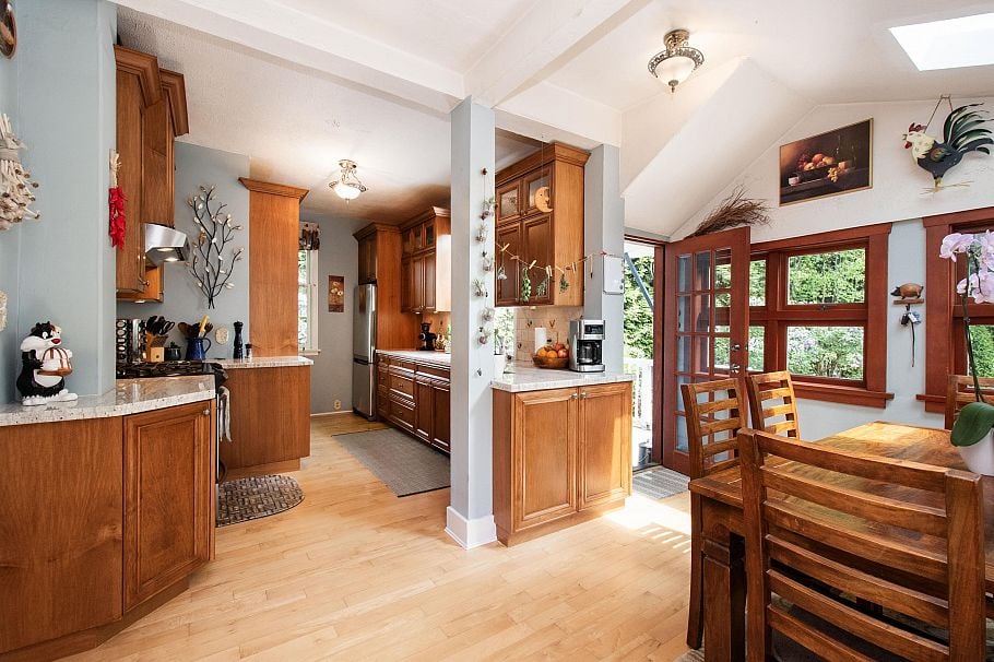1560 Macgowan Avenue North Vancouver, BC - 17