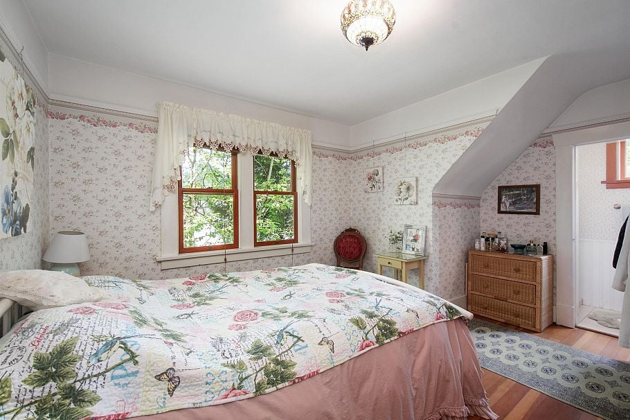 1560 Macgowan Avenue North Vancouver, BC - 21