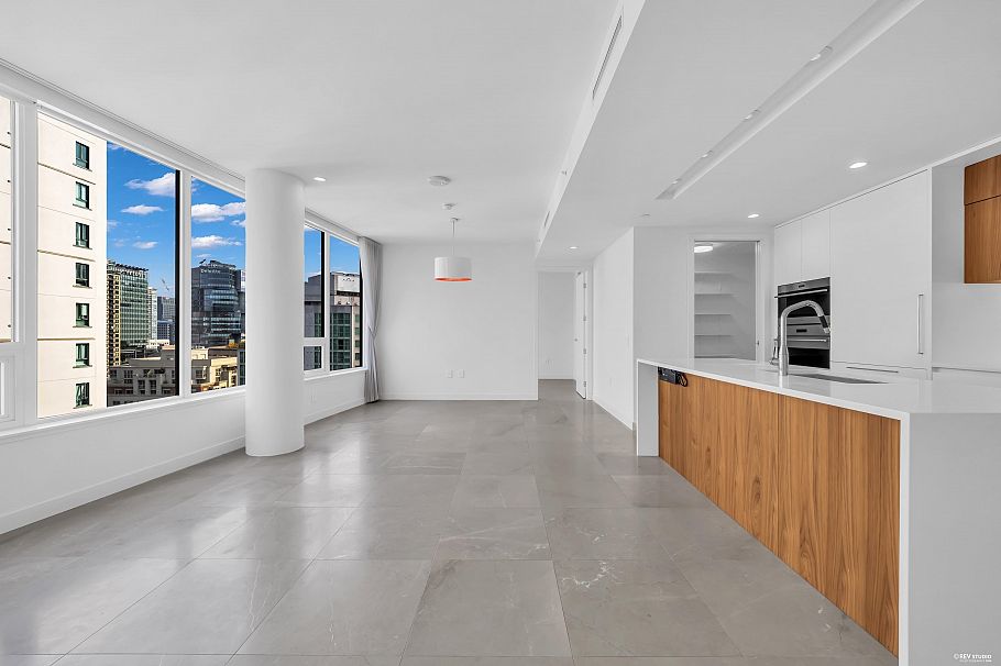 2005 885 Cambie Street Vancouver, BC - 11