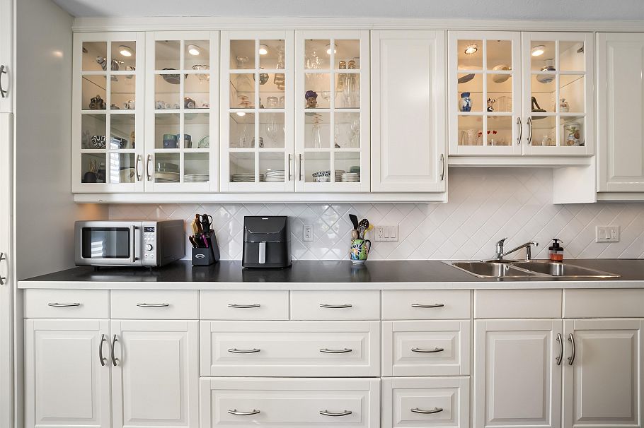 202 134 W 20th Street North Vancouver, BC - 15
