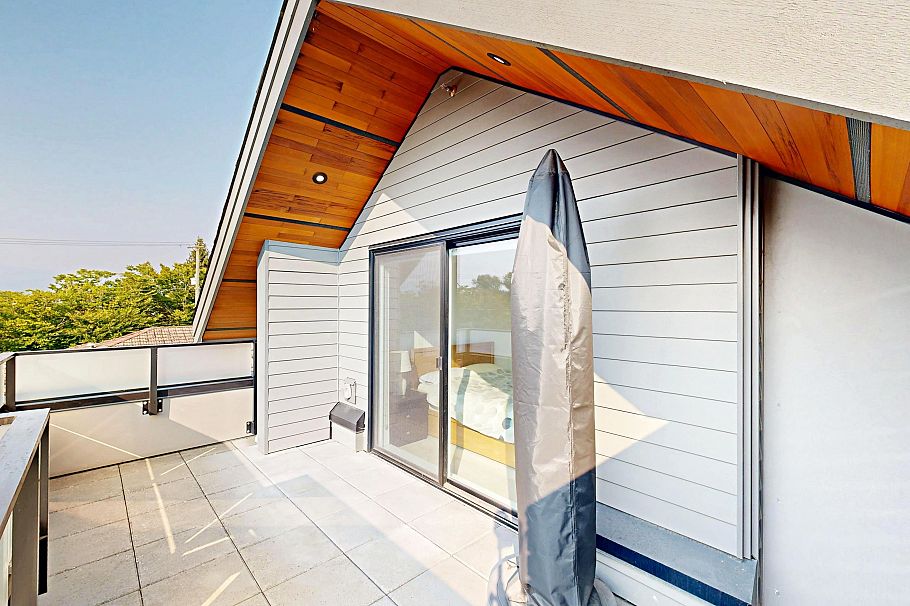 4527 Earles Street Vancouver, BC - 18