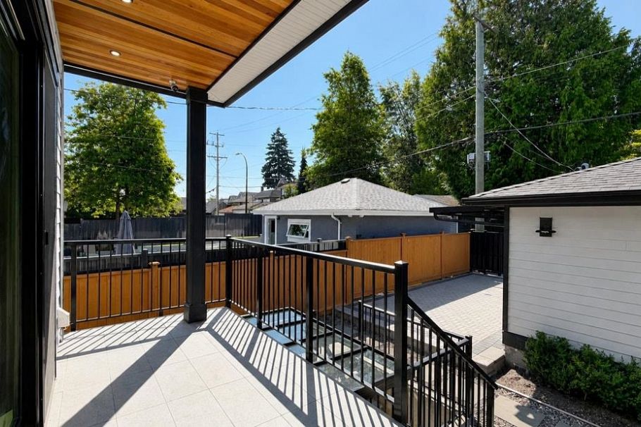 3214 W King Edward Avenue Vancouver, BC - 22