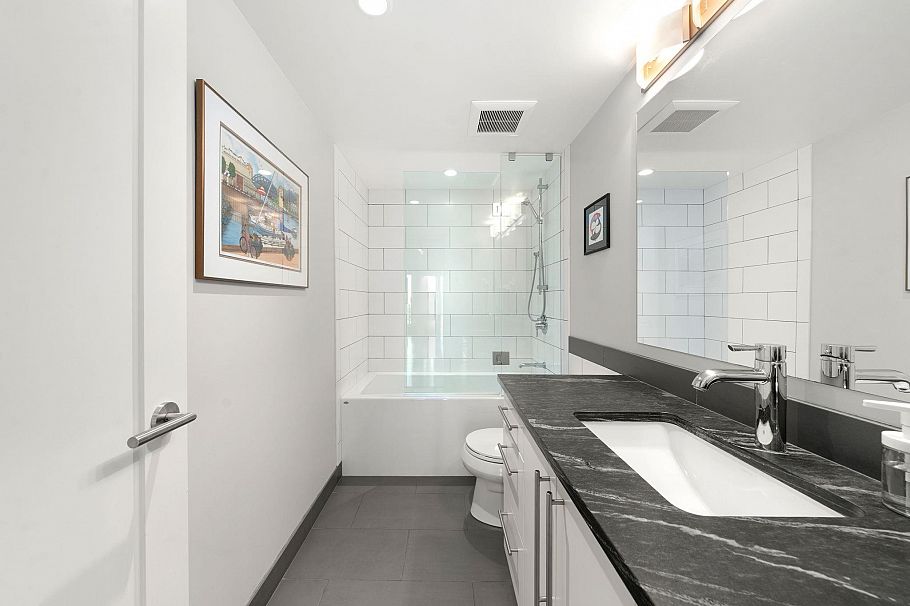 1101 444 Lonsdale Avenue North Vancouver, BC - 29