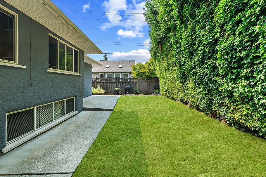 3455 Highland Boulevard North Vancouver, BC - 32