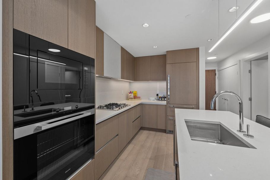 306 3636 W 39th Avenue Vancouver, BC - 9
