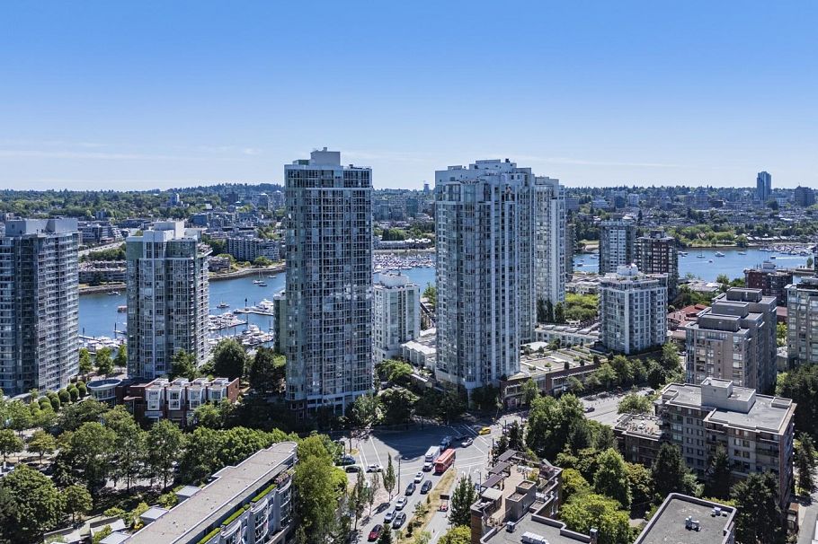 308 Smithe Street Vancouver, BC - 30