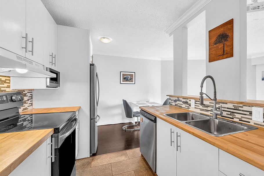 306 2222 Cambridge Street Vancouver, BC - 9