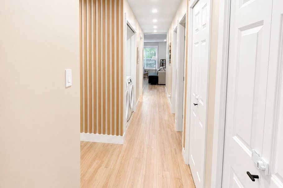 336 E 26th Street North Vancouver, BC - 32