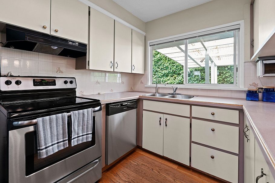 3455 Highland Boulevard North Vancouver, BC - 10