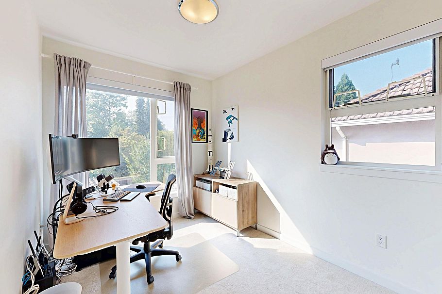 4527 Earles Street Vancouver, BC - 28
