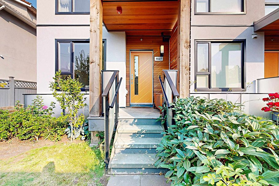 4527 Earles Street Vancouver, BC - 34