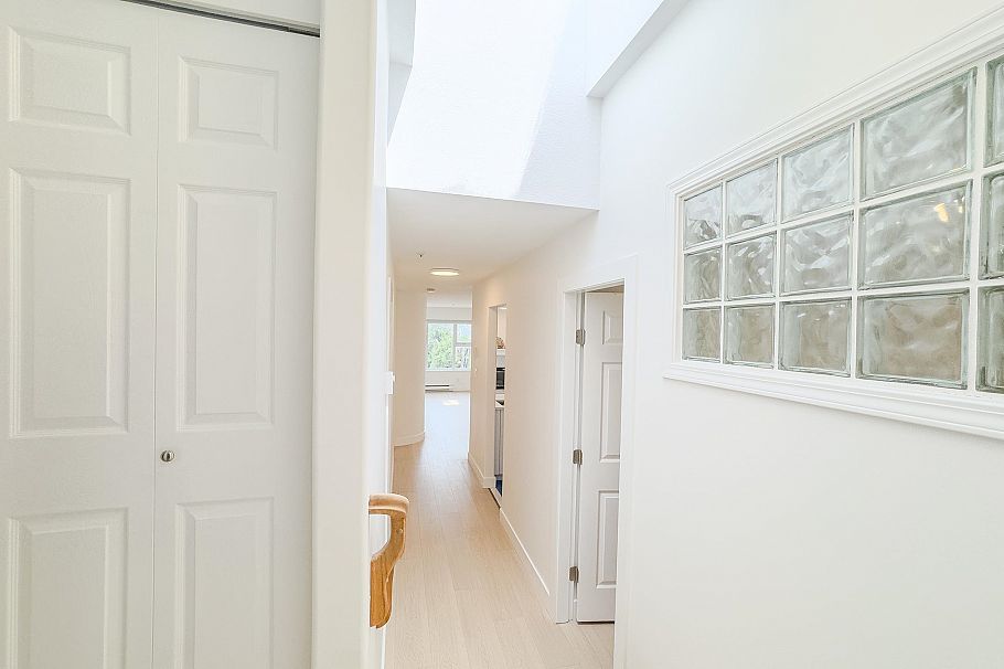 311 4893 Clarendon Street Vancouver, BC - 5
