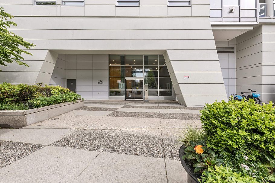 605 633 Kinghorne Mews Vancouver, BC - 27