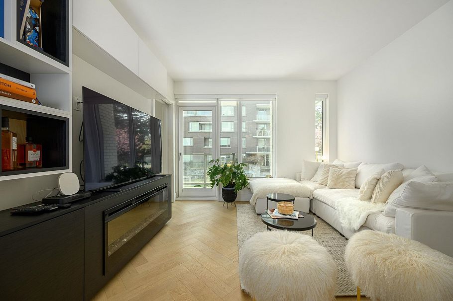 204 4675 Cambie Street Vancouver, BC - 5