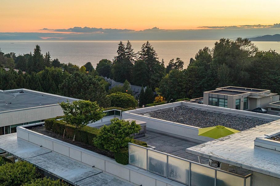 602 6080 Iona Drive Vancouver, BC - 35