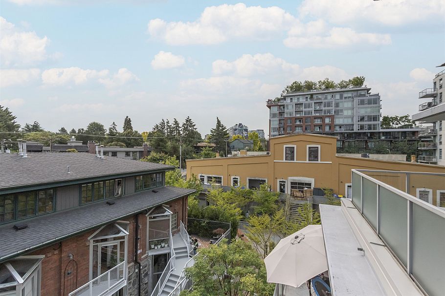 463 250 E 6 Street Vancouver, BC - 16