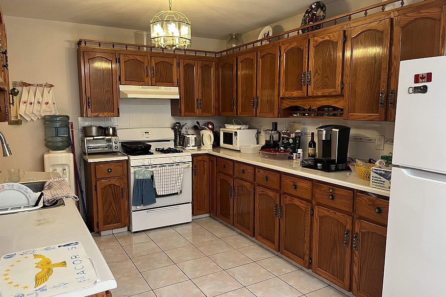 2665 Ward Street Vancouver, BC - 6
