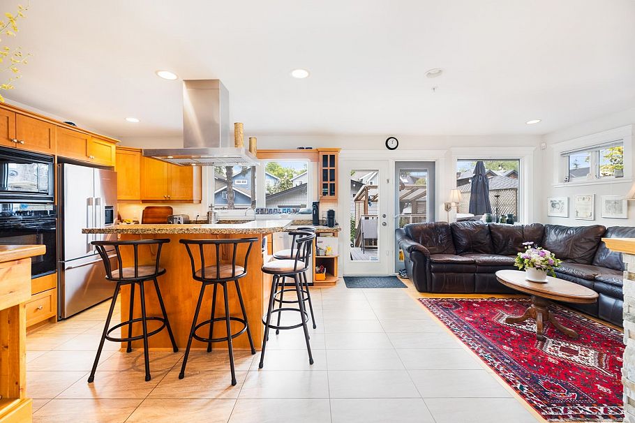 4337 W 15th Avenue Vancouver, BC - 19