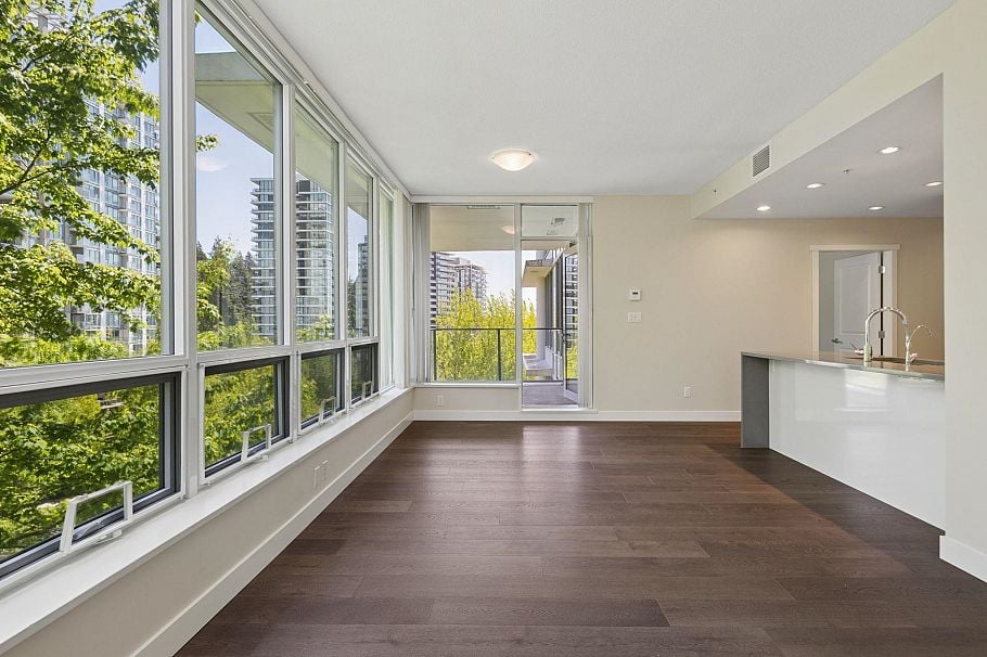 710 5728 Berton Avenue Vancouver, BC - 7