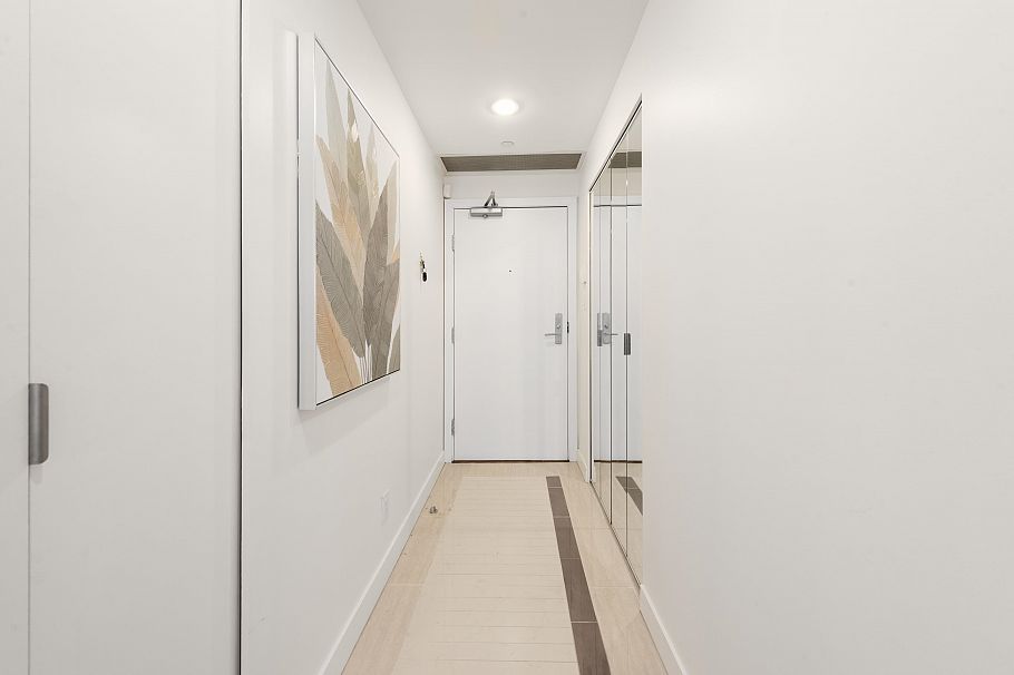 605 633 Kinghorne Mews Vancouver, BC - 20