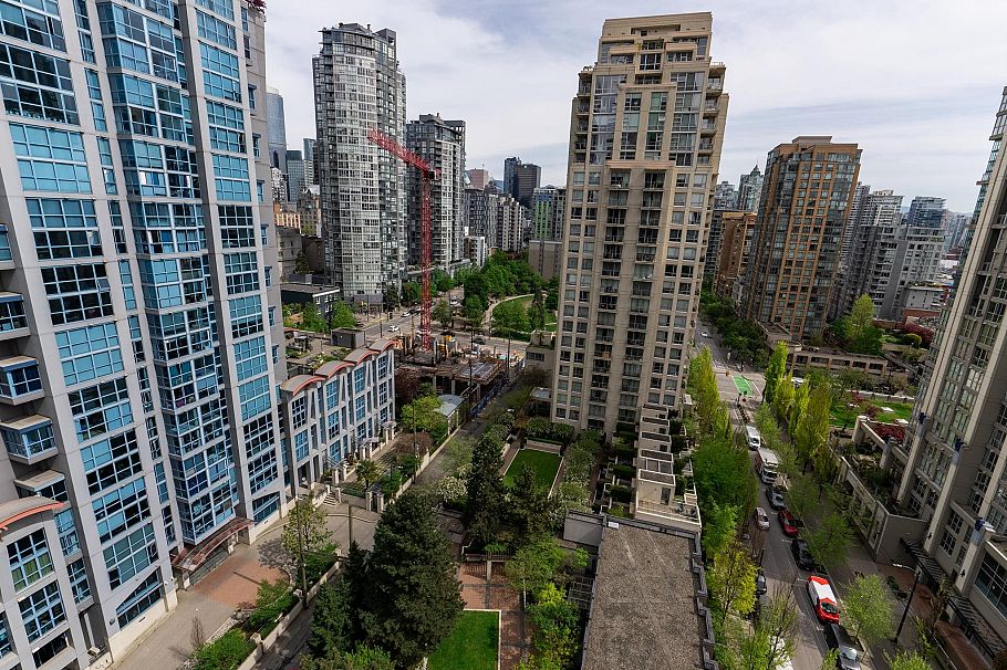 1703 1295 Richards Street Vancouver, BC - 5