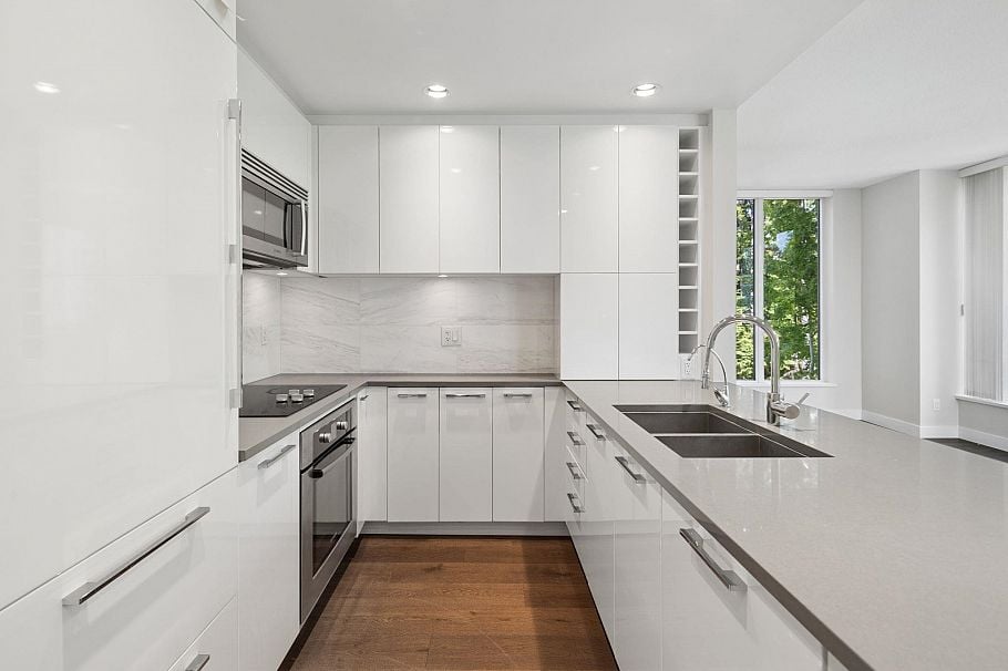 710 5728 Berton Avenue Vancouver, BC - 16