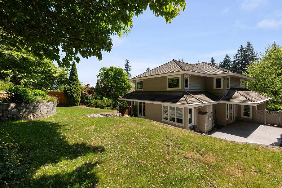 772 Regal Crescent North Vancouver, BC - 36