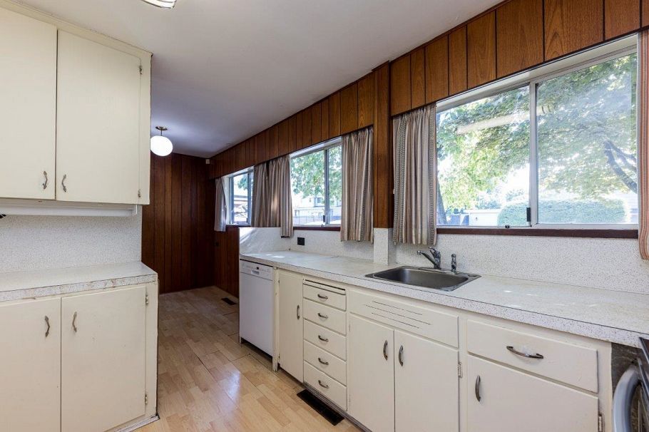 1161 Redwood Street North Vancouver, BC - 5