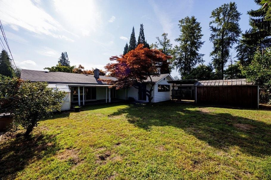1161 Redwood Street North Vancouver, BC - 2