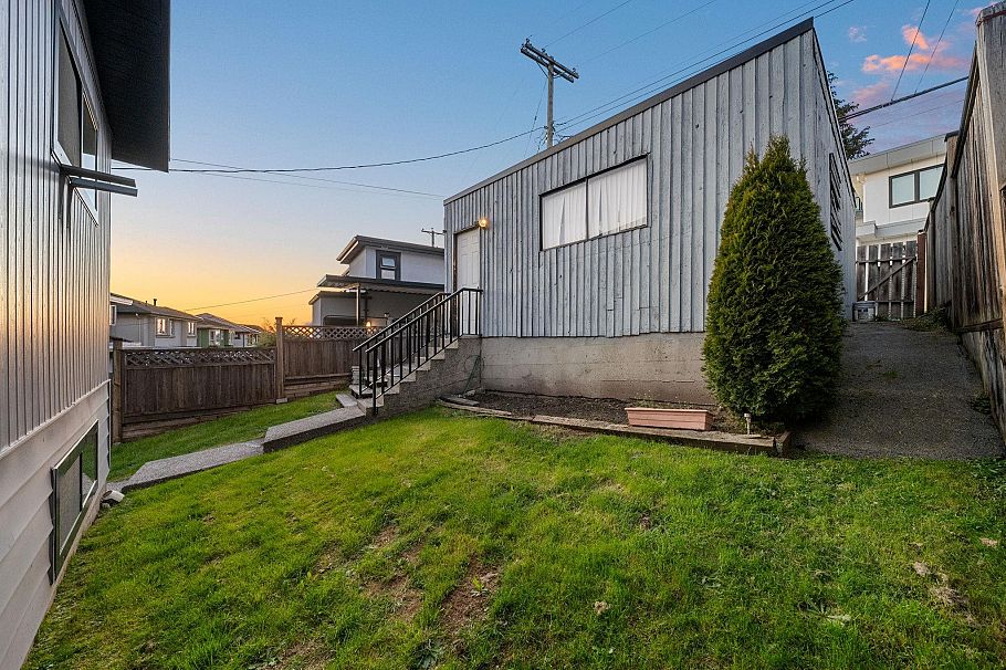 2131 Fraserview Drive Vancouver, BC - 8