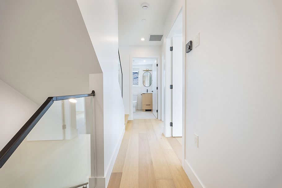 3 550 Kaslo Street Vancouver, BC - 13