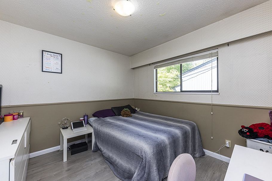 1184 Riverside Drive North Vancouver, BC - 20