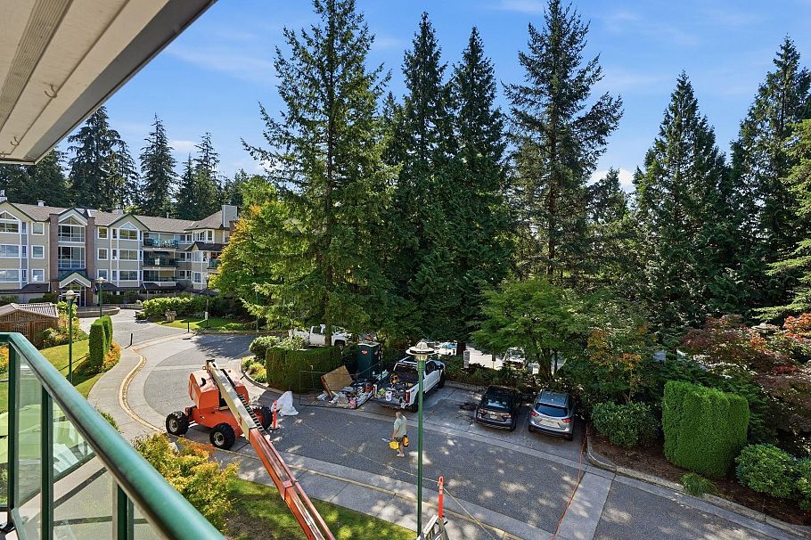 301 3680 Banff Court North Vancouver, BC - 35
