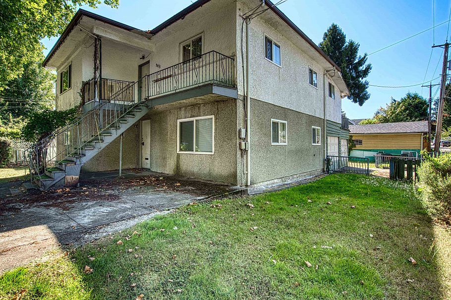 2675 Mackenzie Street Vancouver, BC - 12