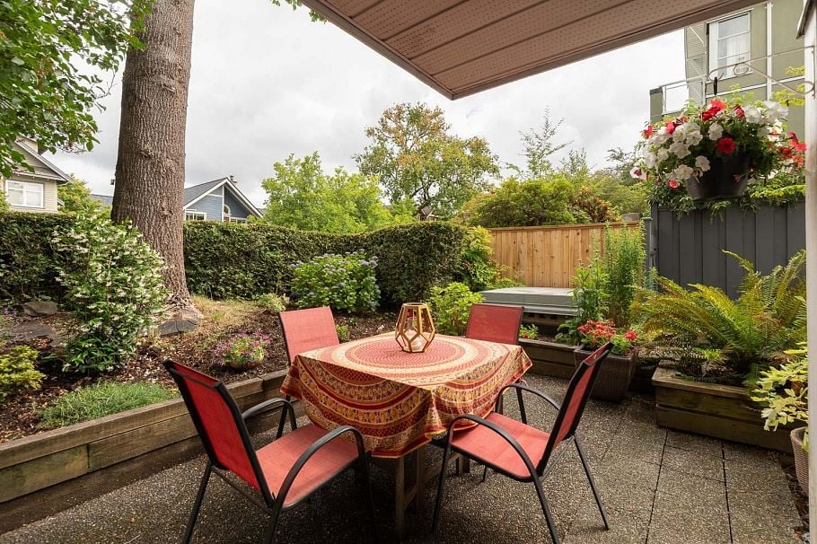 106 876 W 14th Avenue Vancouver, BC - 3