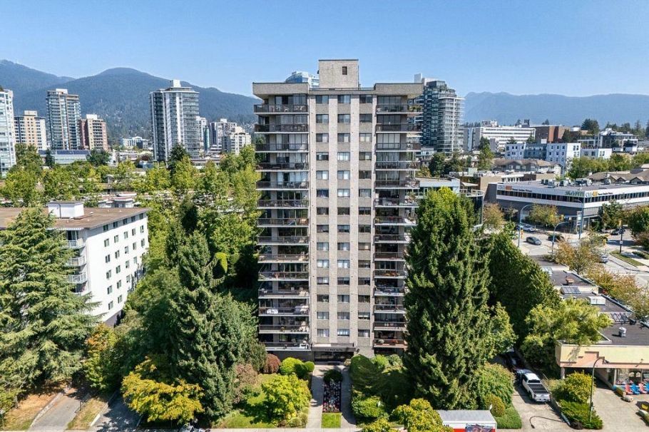 1104 114 W Keith Road North Vancouver, BC - 34