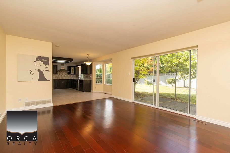 3015 GRIFFIN PLACE, North Vancouver BC V7R 4W9 North Vancouver, BC - 7