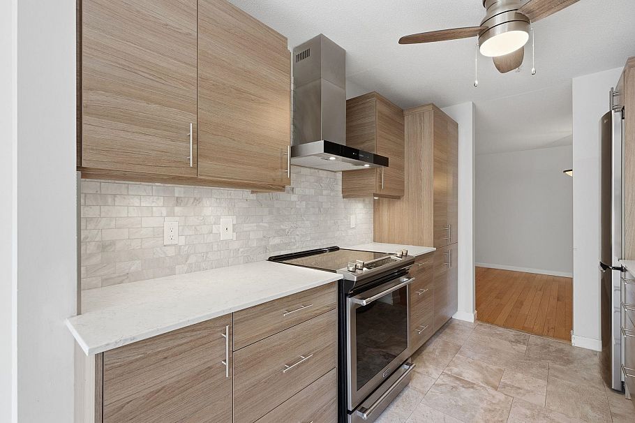 301 3680 Banff Court North Vancouver, BC - 19