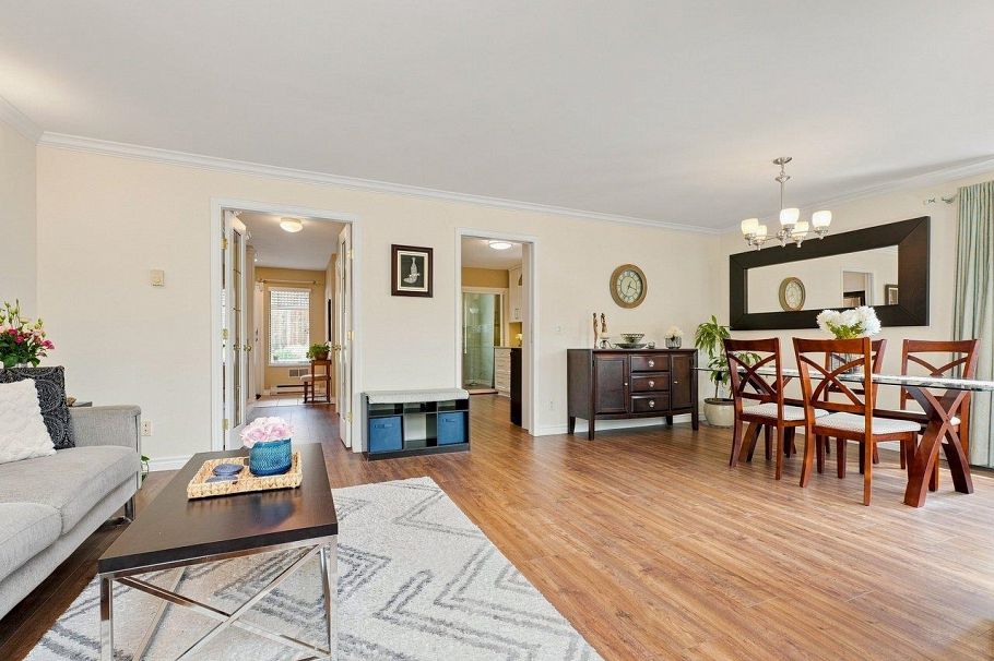 22 2133 St. Georges Avenue North Vancouver, BC - 12